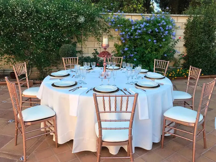 La Silla Chiavari: un clásico atemporal para bodas y eventos