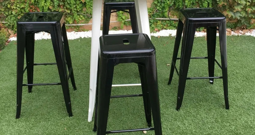 Taburetes Tolix: estilo industrial para hostelería