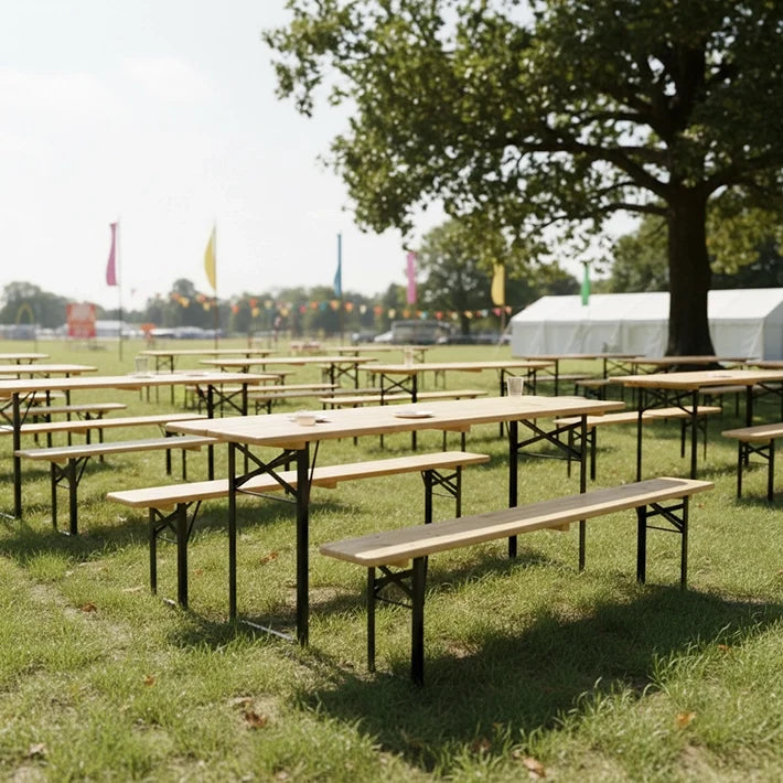 Juegos Cervecería compuesto por mesa y dos bancos plegables perfectos para eventos y festivales