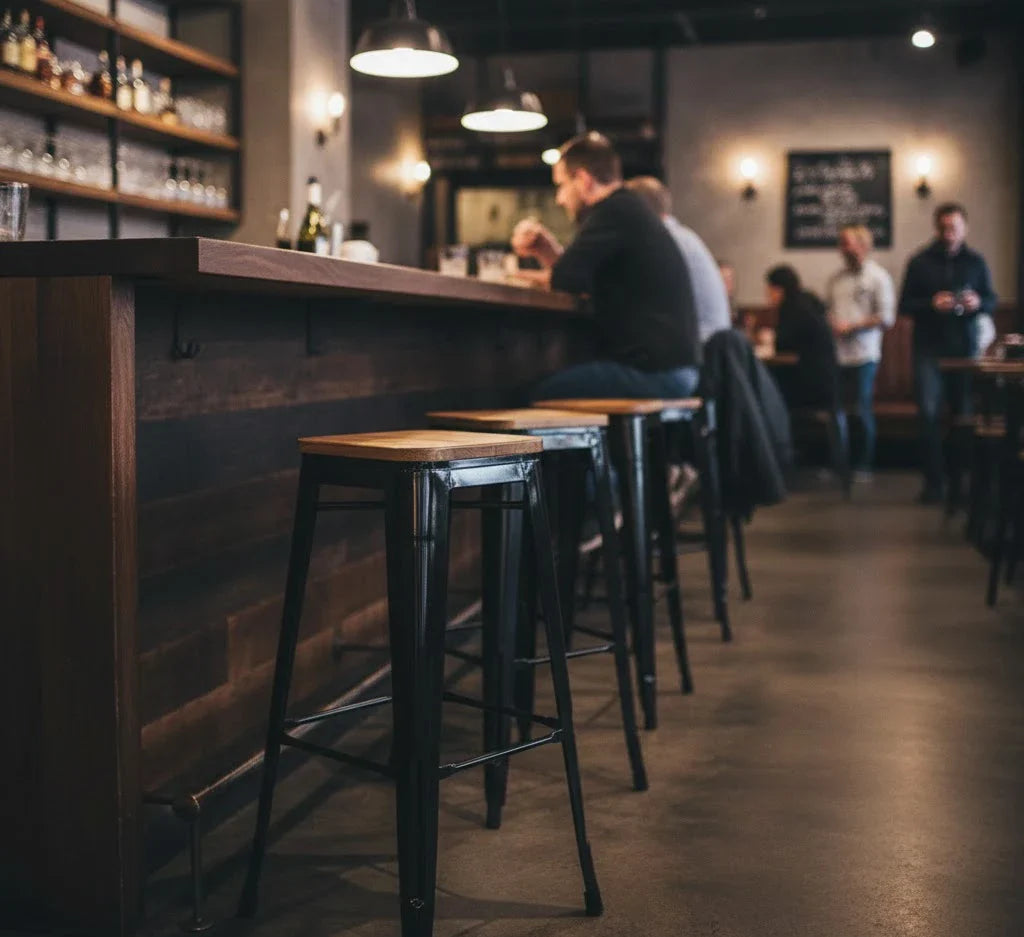 Alt Taburetes Tolix para hostelería