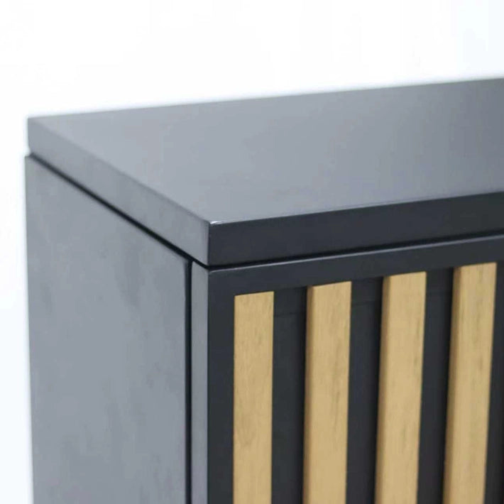 Alt Barra Imitacion Madera Negra fabricado con acero perfecto para el uso intensivo profesional
