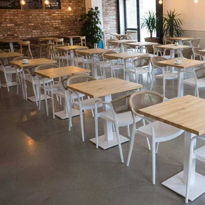 Alt Bases de Mesa Cuadradas Blanca fabricadas en acero de calidad. Perfectas para usos intensivos en restauración EME Mobiliario