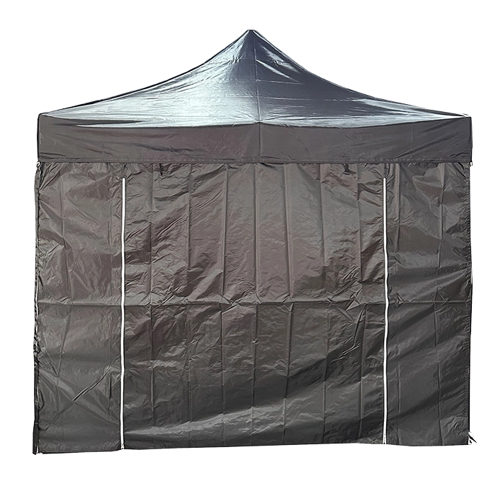Alt carpa completa con paredes de color negro con estructura de acero y sistema plegable EME Mobiliario