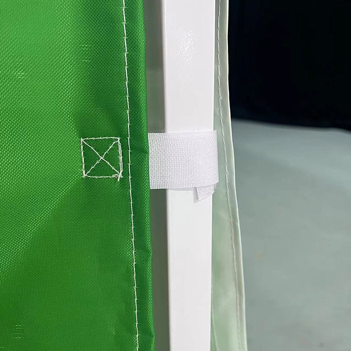 Alt Carpa Plegable con diseño feriante de color verde y blanco con estructura fabricada en acero de alta calidad, ideal para eventos en exteriores EME Mobiliario