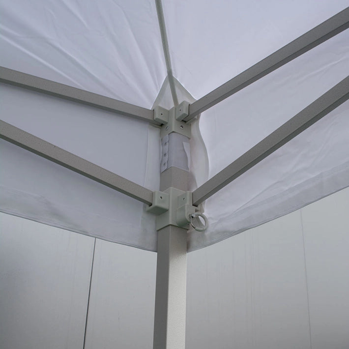 Alt Carpas Plegables 3x3 con estructura blanca fabricada en acero con lona de color blanca fabricada en poliéster EME Mobiliario