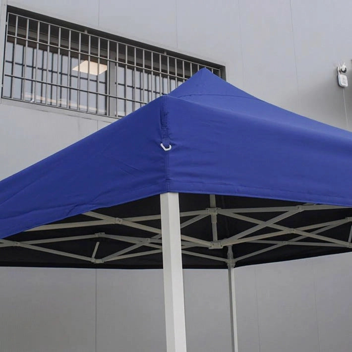 Carpa Pro fabricada en acero con lona en color azul completa con paredes y ventana victoriana perfecta para usar en eventos de exterior