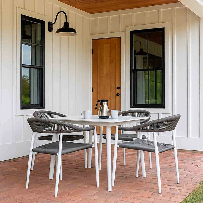 Alt Conjunto Mesa Cuadrada + 4 Sillas Aluminio y Ratan Gris para uso particular en interior y exterior 