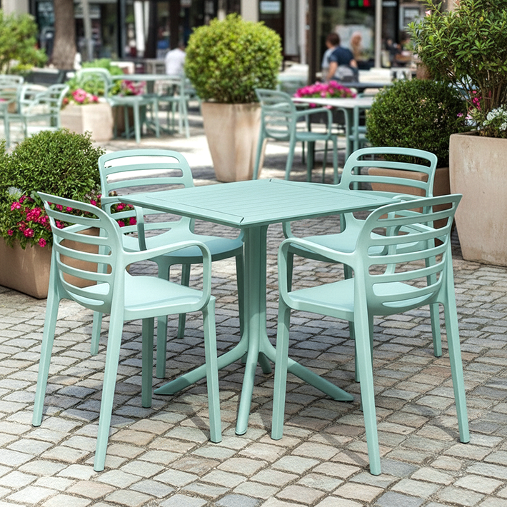 Conjuntos Mesa Italia + 4 Sillas Siena en color Verde Para Hostelería