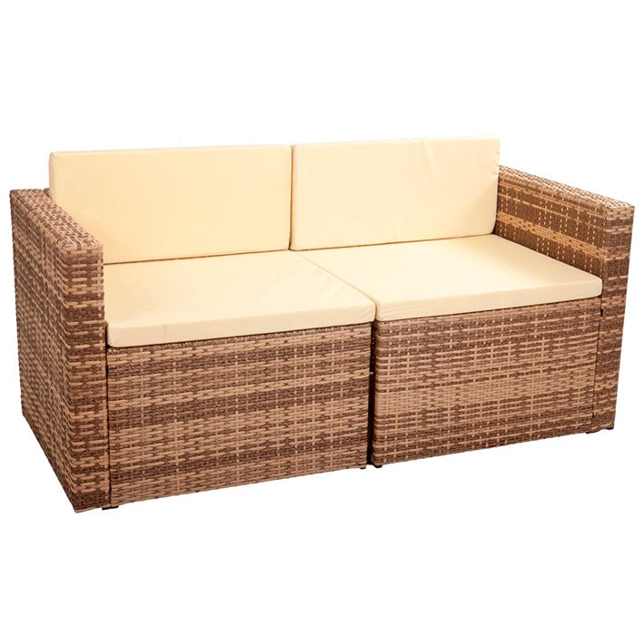 Alt Conjunto Ratán Sintético en color marrón natural compuesto por una mesa, dos sillones y un sofá