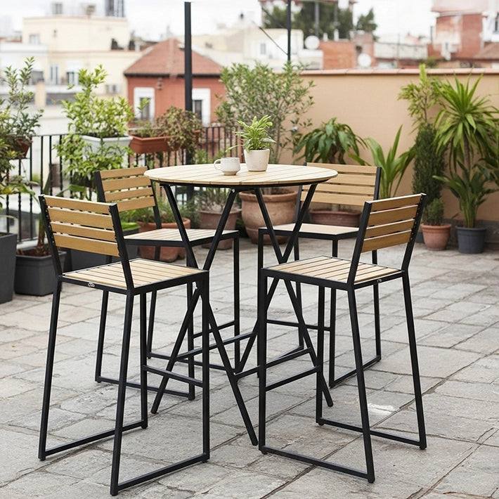 Alt Taburetes Mallorca fabricados en acero y láminas de imitación madera con estructura apilable. Ideal para Hostelería. EME Mobiliario