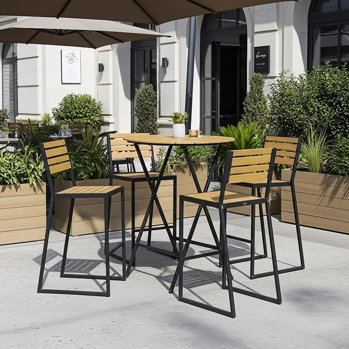 Alt Taburetes Mallorca fabricados en acero y láminas de imitación madera con estructura apilable. Ideal para Hostelería. EME Mobiliario