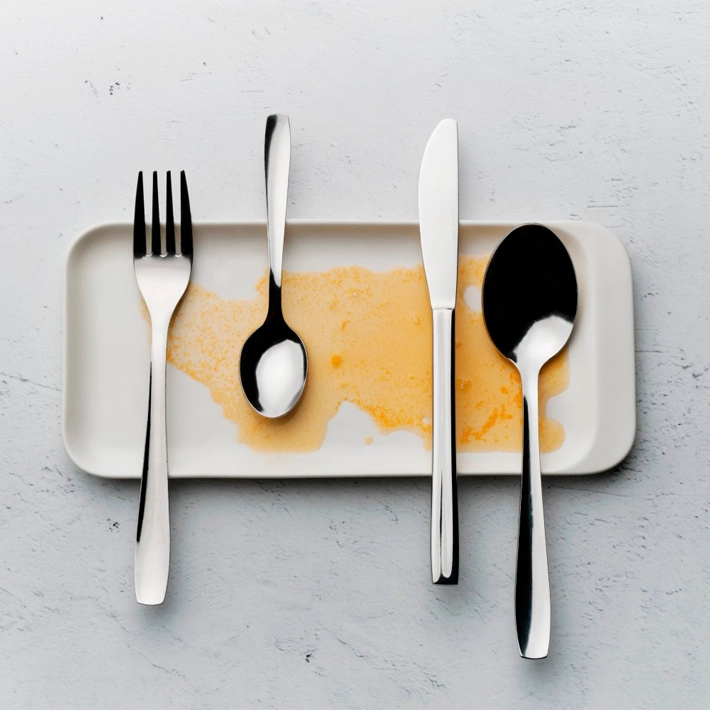 Alt Cubertería completa fabricada en acero inoxidable 18%, libre de níquel ideal para acompañar con cualquier vajilla y cristalería EME Mobiliario