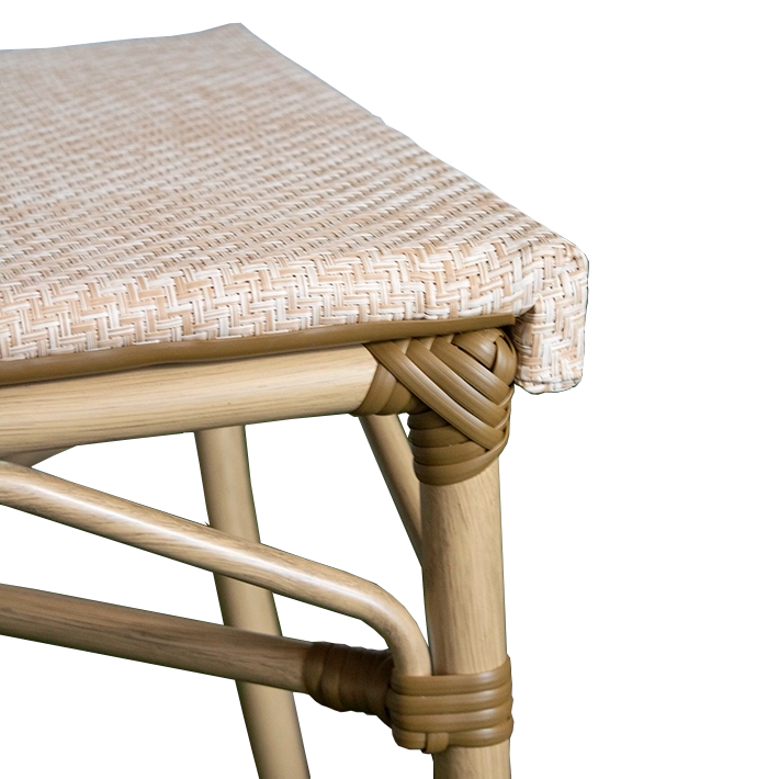 Alt Sillas Niza ideales para usos intensivos en el sector de la hostelería, tanto restaurantes, cafeterías etc... EME Mobiliario