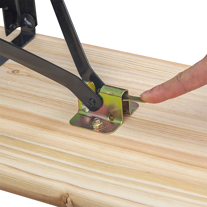 Alt Juego de Cervecería 200x60x25cm compuesto por dos bancos y una mesa plegables ideal para usar en eventos al exterior