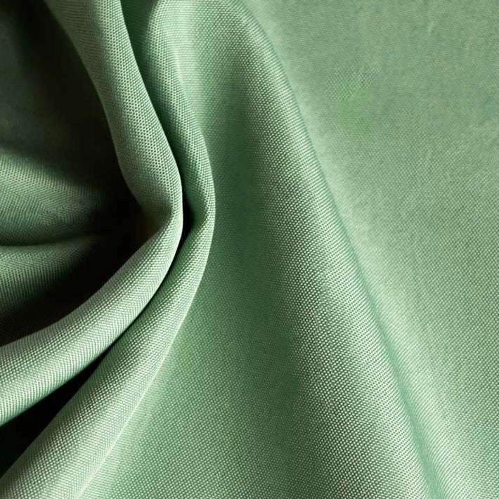 Alt Mantel Basic Verde fabricado en tejido 100% poliéster apto para el uso intensivo profesional