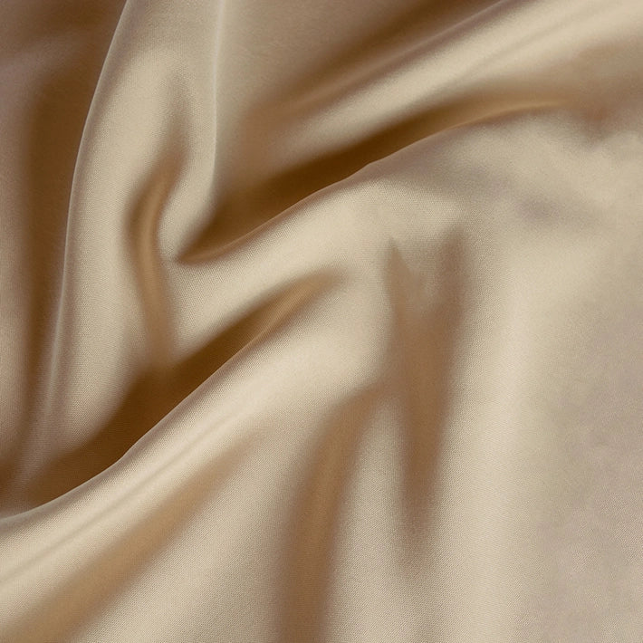 Alt Mantel Basic Color Arena fabricado en tejido 100% poliéster apto para eventos y hostelería