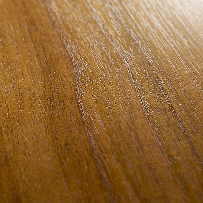 Alt Mesa Comedor Madhu fabricada en madera de mindi y hierro, ideal para usar en el comedor de tu vivienda