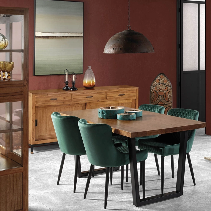 Alt Mesa Comedor Madhu fabricada en madera de mindi y hierro, ideal para usar en el comedor de tu vivienda