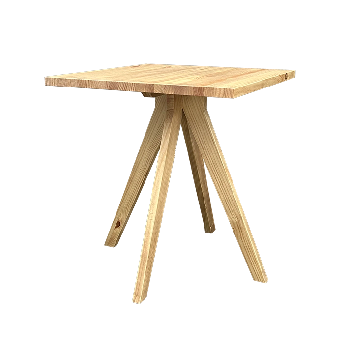 Alt Mesa Rustica Cruz fabricada en madera de pino ideal para su uso en hostelería 70x70x74cm