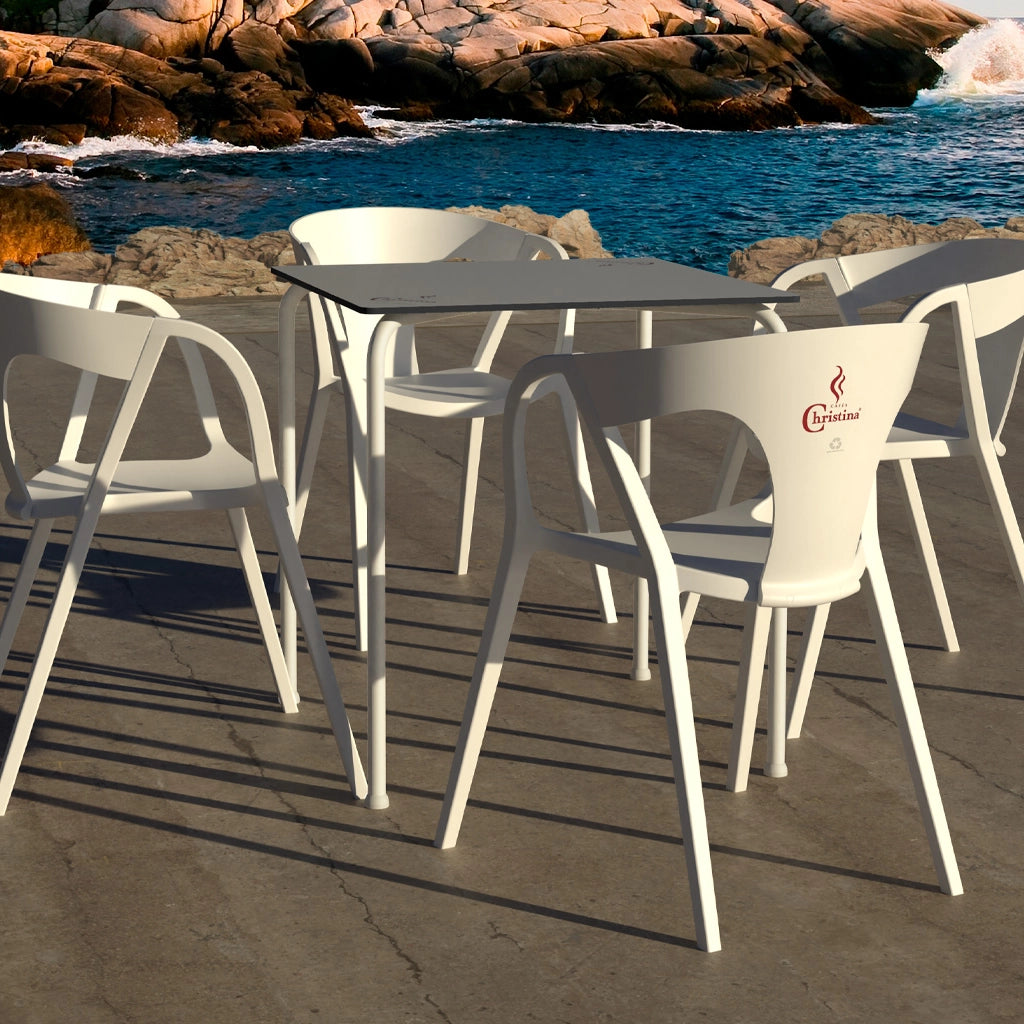 Alt Mesa para Hostelería Cuadrada Blanca fabricada con una estructura de acero y tapa de compacto fenólico en color blanco con tratamiento UV EME Mobiliario 