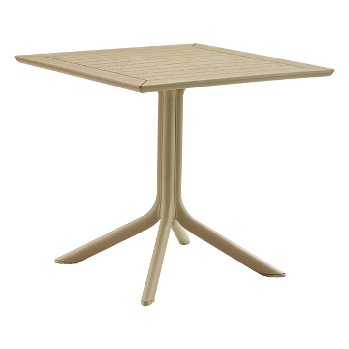 Alt Mesa Arena fabricada en polipropileno ideal para usar en el interior y/o exterior de un establecimiento de hostelería