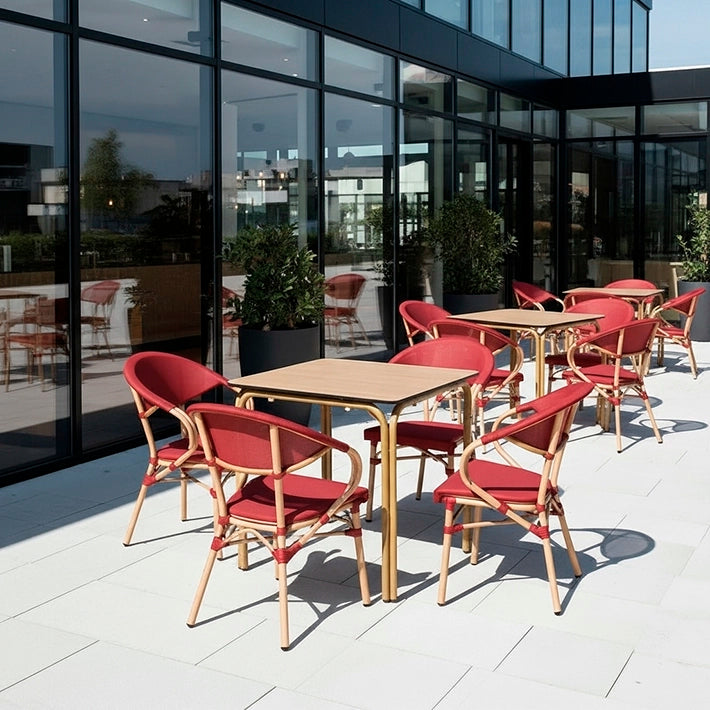 Alt Mesa Nantes + 4 Sillones Nantes Burdeos Para Cafeterías, Terrazas y Restaurantes EME Mobiliario