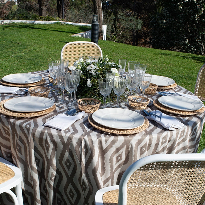 Alt Mantel Ikat Arena fabricado 100% en poliéster ideal para el uso intensivo profesional 