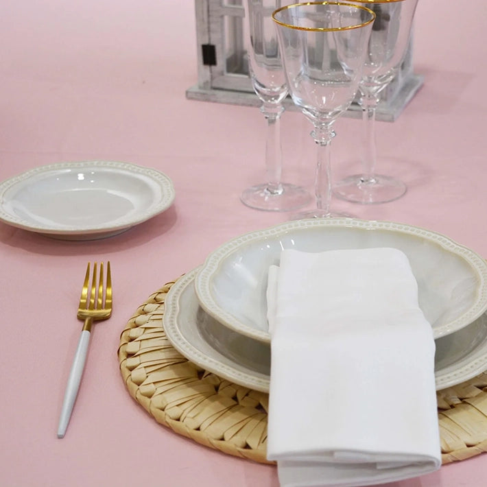 Alt Mantel Basic Rosa fabricado con tejido 100% poliéster ideal para el uso intensivo profesional