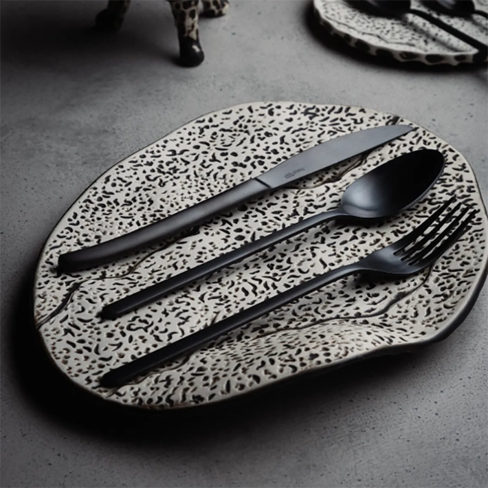 Alt Cuberterías fabricadas de acero inoxidable perfecta para usos intensivo en el sector de la hostelería EME Mobiliario