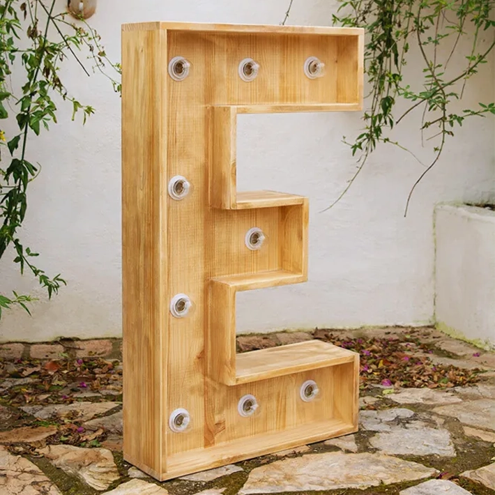 Alt Letra de Madera con Luz decorativa para eventos EME Mobiliario 