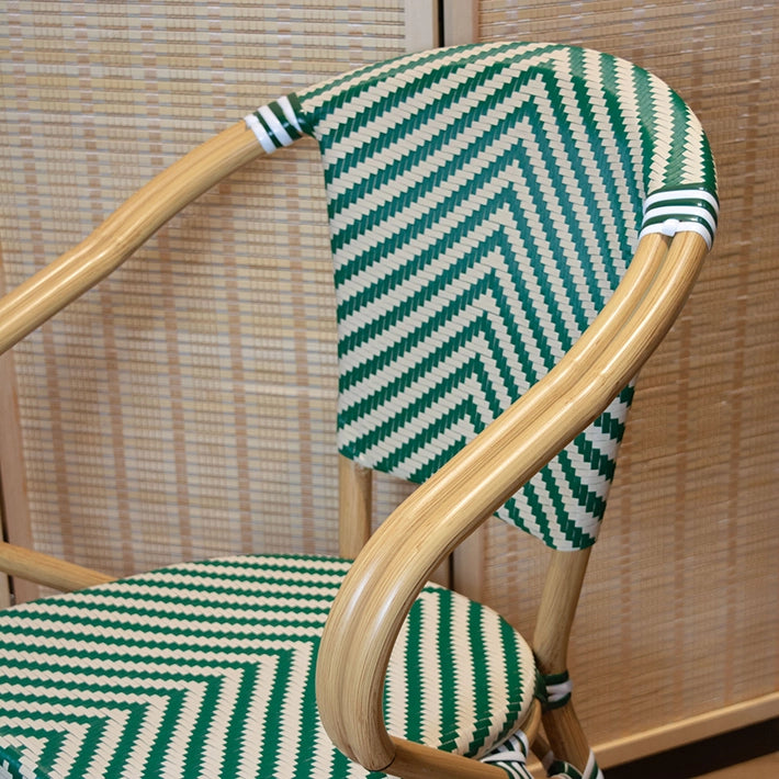 Alt Sillón París Verde con estructura en acero imitación ratán natural y asiento y respaldo de textilene trenzado EME Mobiliario 