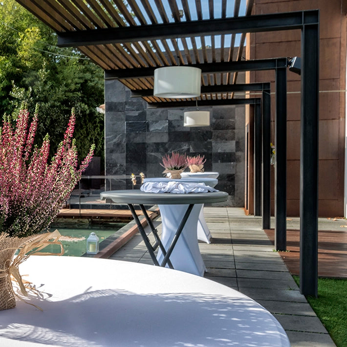 Alt Mesas Plegables en forma de cocktail diseñadas para eventos, caterings y hosteleria EME Mobiliario