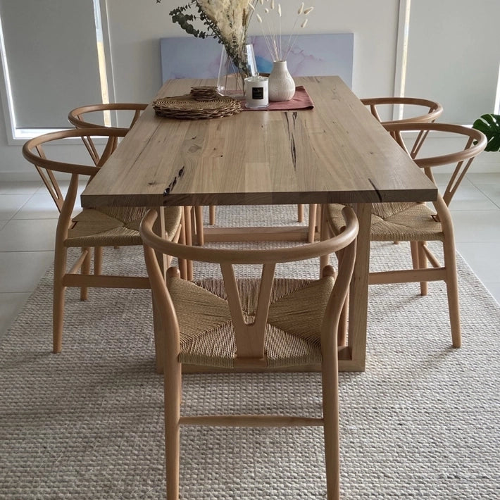 Alt Silla Bone Natural silla apilable fabricada con madera de haya EME Mobiliario. 