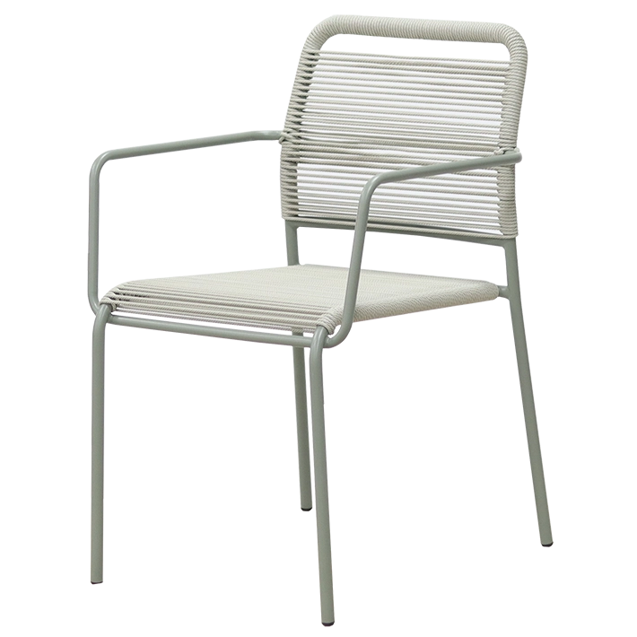 Alt Sillas Ibiza fabricadas en acero con acabado de color verde. Ideal para exteriores EME Mobiliario