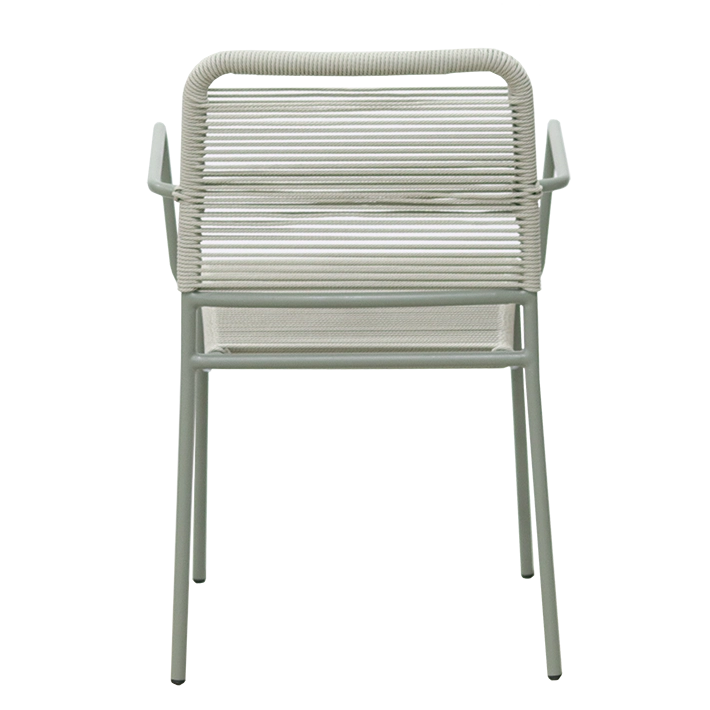 Alt Sillas Ibiza fabricadas en acero con acabado de color verde. Ideal para exteriores EME Mobiliario