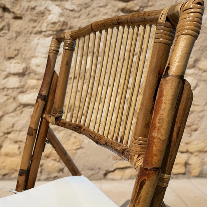 Alt Silla Bambú Reforzada con estructura plegable, ideal para usos profesionales intensivos en Eventos EME Mobiliario