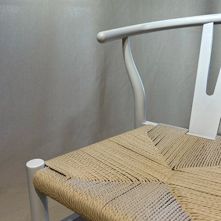 Alt Sillas Bone Blancas con asiento de cuerda, ideal para usos particulares y usos profesionales EME Mobiliario