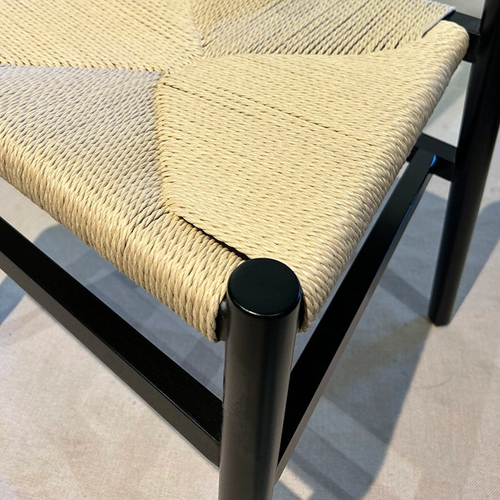 Alt Sillas Bone Negras con asiento de cuerda, ideal para usos particulares y usos profesionales EME Mobiliario