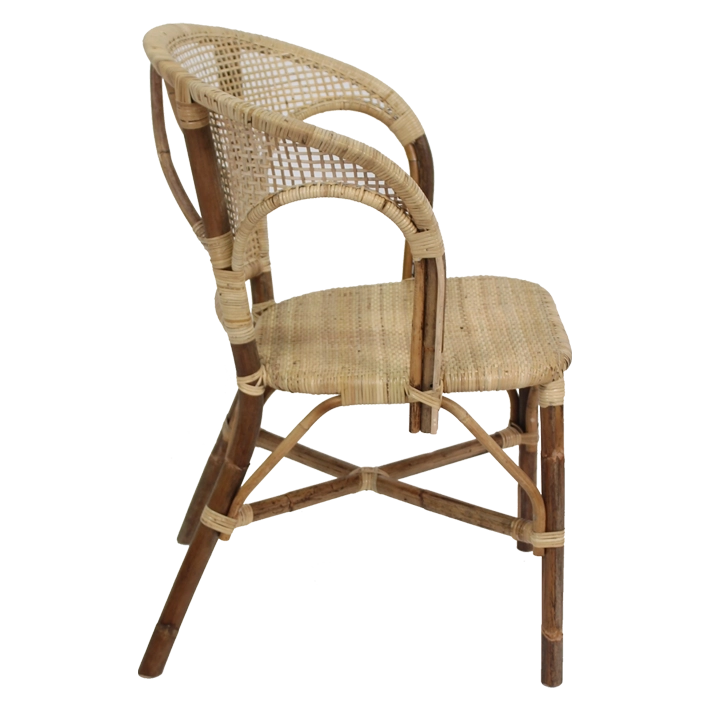 Alt Sillas Casadia elaborada artesanalmente con ratán natural , ideal para Eventos y Hostelería Eme Mobiliario. No apilable