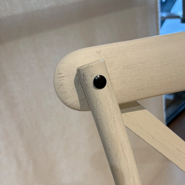 Alt Sillas Crossback De Imitación Madera con Acabado Decapado EME Mobiliario