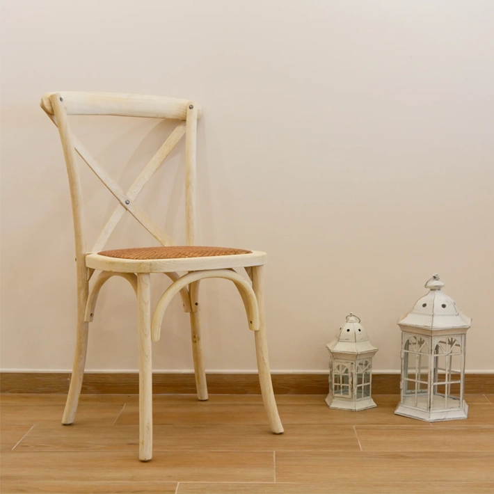 Alt Silla Crossback Madera Decapada fabricada en Madera de Olmo ideal para el uso intensivo profesional. Silla apilable. 