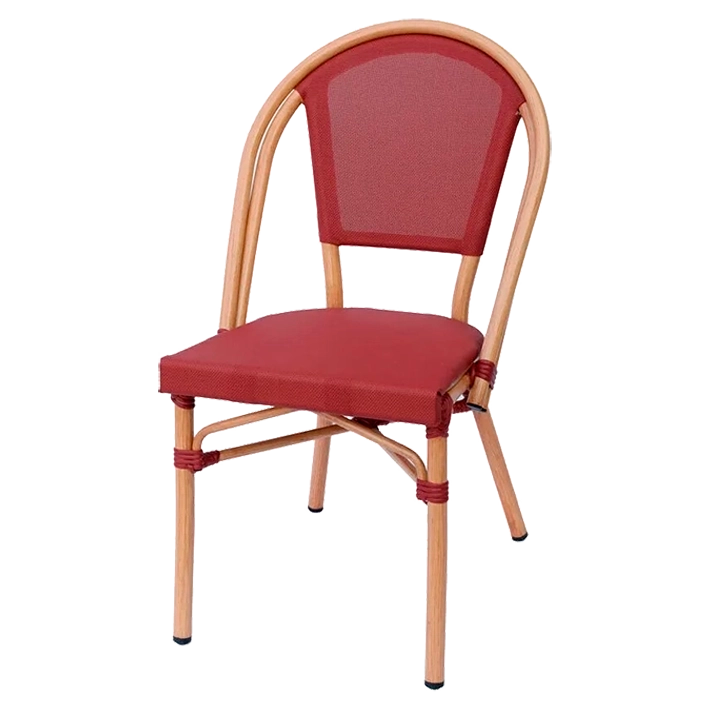Alt Silla Nantes fabricada con aluminio que imita al ratán y asiento y respaldo de textilene en color burdeos es una silla tipo bistró apilable ideal para el uso en establecimientos de hostelería EME Mobiliario 