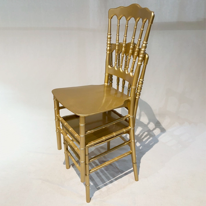 Alt Napoleón Dorada fabricada 100% en polipropileno para eventos y hostelería