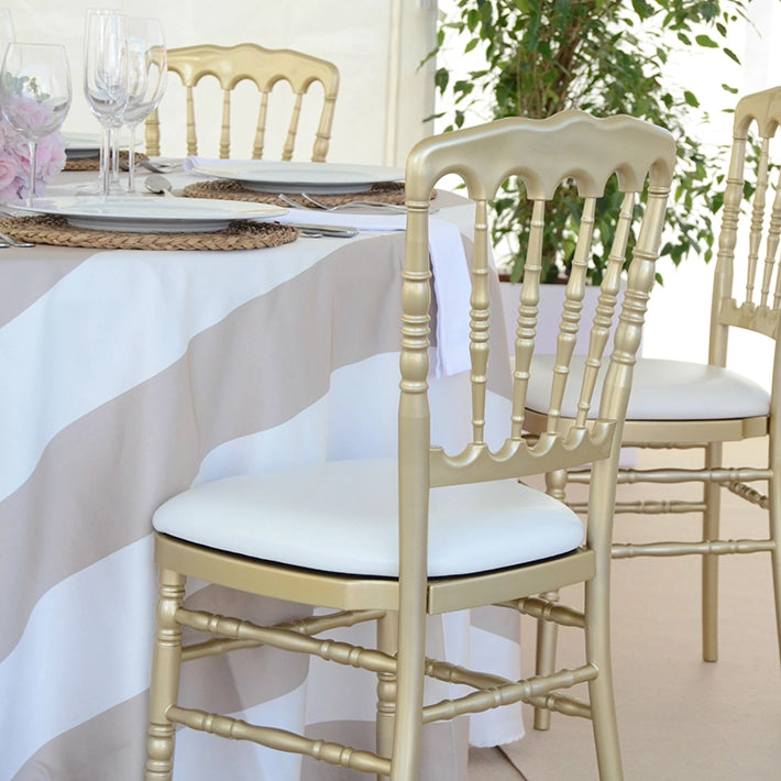 Alt Silla Napoleón Dorada. Silla Apilable, fabricada con polipropileno EME Mobiliario