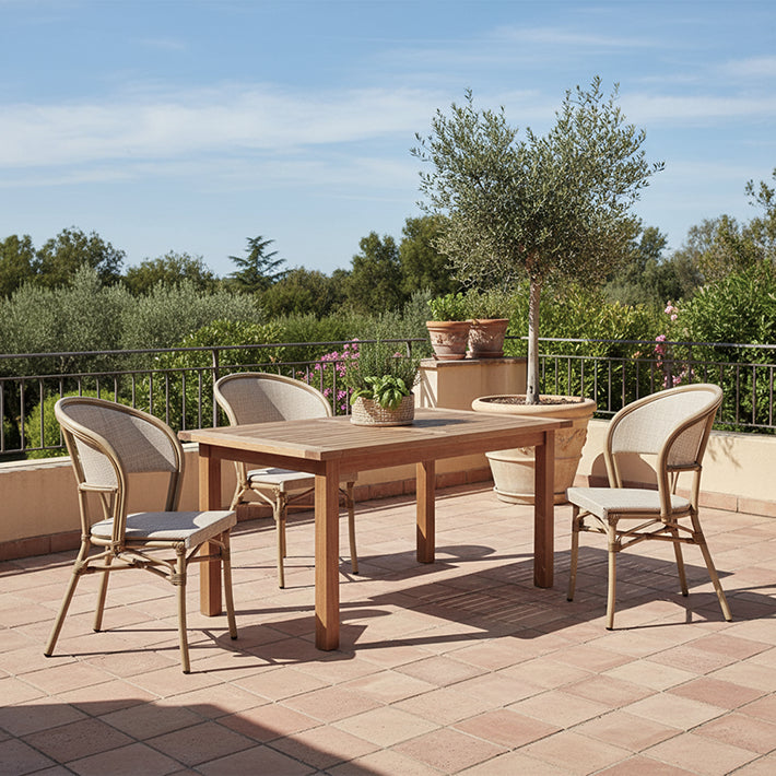 Alt Sillas Niza ideales para usos intensivos en el sector de la hostelería, tanto restaurantes, cafeterías etc... EME Mobiliario