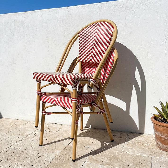 Alt Sillas de Estilo Parisino con Estructura Apilable. Ideal para Usos en Hostelería EME Mobiliario