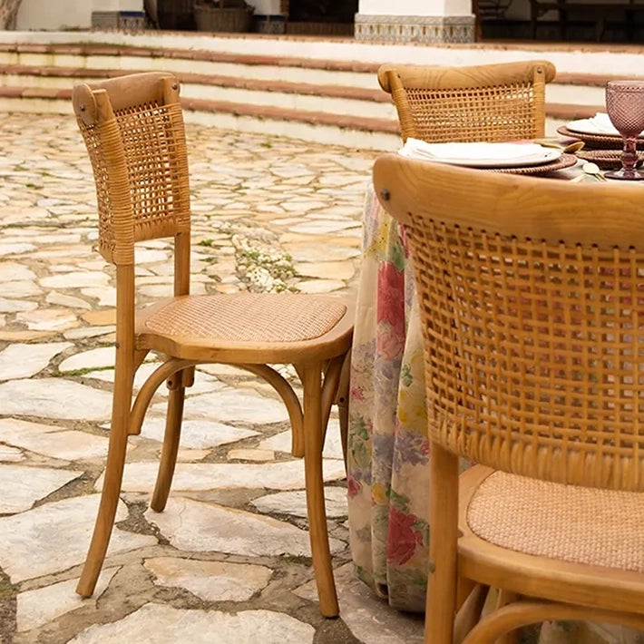 Alt Silla Rope Oscura fabricada con madera de olmo con acabado nogal, asiento de rejilla y respaldo fabricado en paper rope apilable ideal para eventos y hostelería EME Mobiliario 