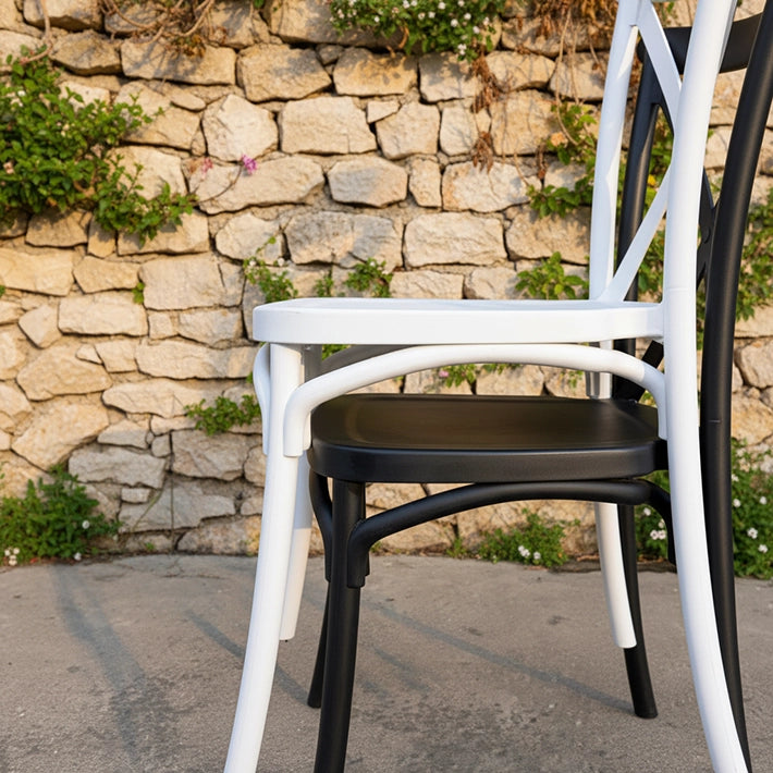 Alt Sillas Crossback fabricadas en Polipropileno con diseño apilable ideal para Cafeterías, Restaurantes y Terrazas EME Mobiliario