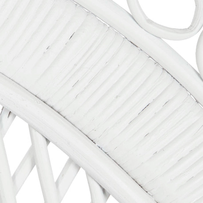 Alt Sillón Emmanuelle Doble Blanco fabricado en ratán ideal para crear rincones únicos