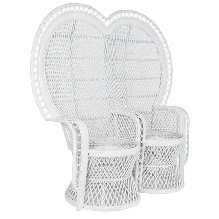 Alt Sillón Emmanuelle Doble Blanco fabricado en ratán ideal para crear rincones únicos